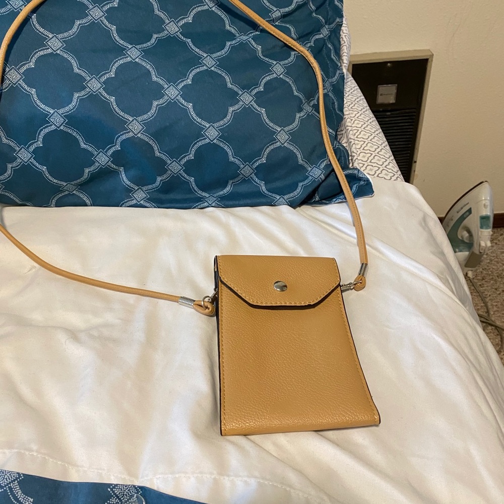 Phone purse